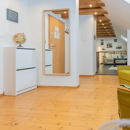 Appartement 1 Bedroom With King Bed, 2 Min To Rab *