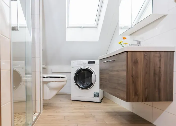 Appartement 1 Bedroom With King Bed, 2 Min To Rab