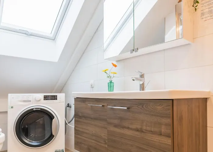 1 Bedroom With King Bed, 2 Min To Rab * Ramstein-Miesenbach