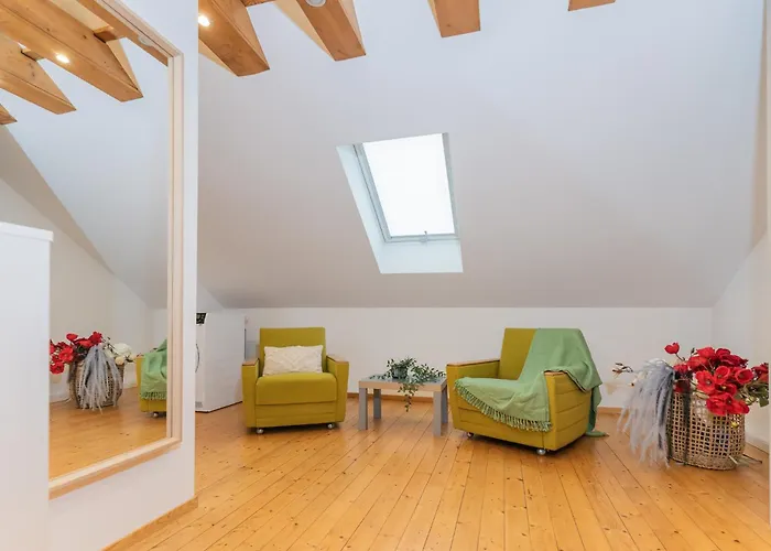 1 Bedroom With King Bed, 2 Min To Rab