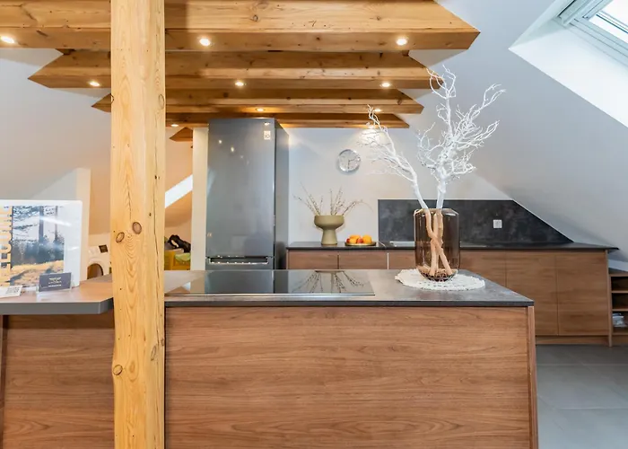 Appartement 1 Bedroom With King Bed, 2 Min To Rab *