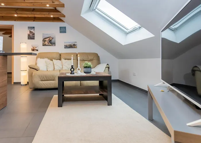 Appartement 1 Bedroom With King Bed, 2 Min To Rab *